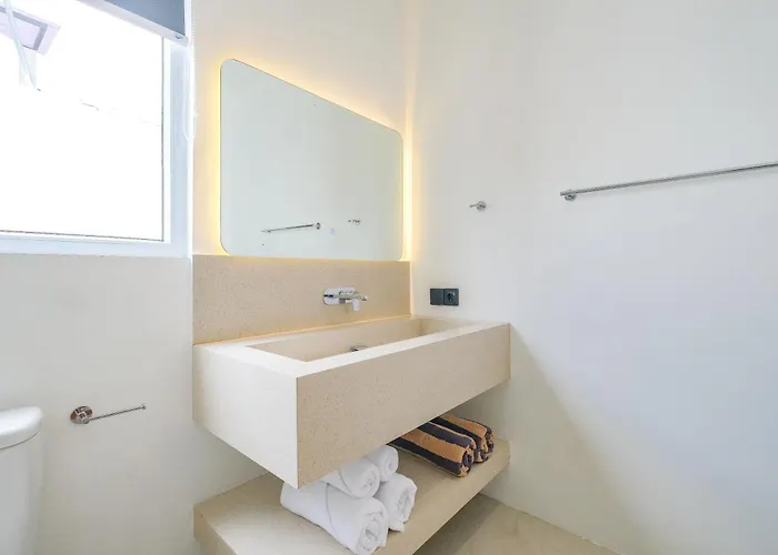 Villa Blanca Karma