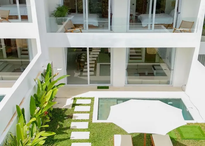 Blanca Karma Villa *
