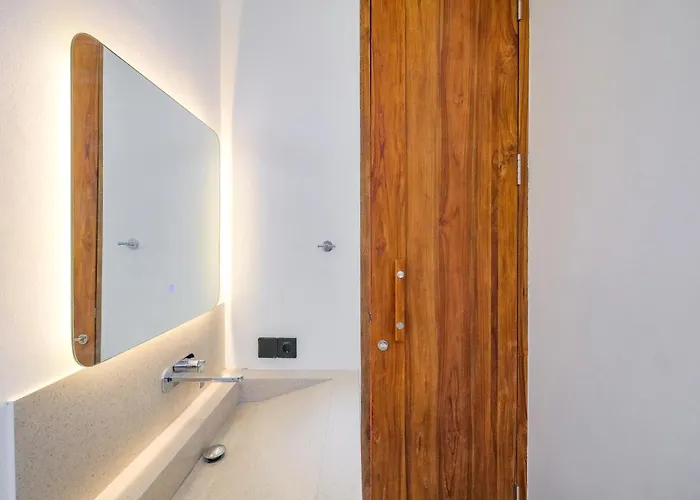 Blanca Karma Villa *