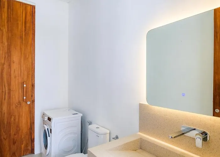Blanca Karma Villa *